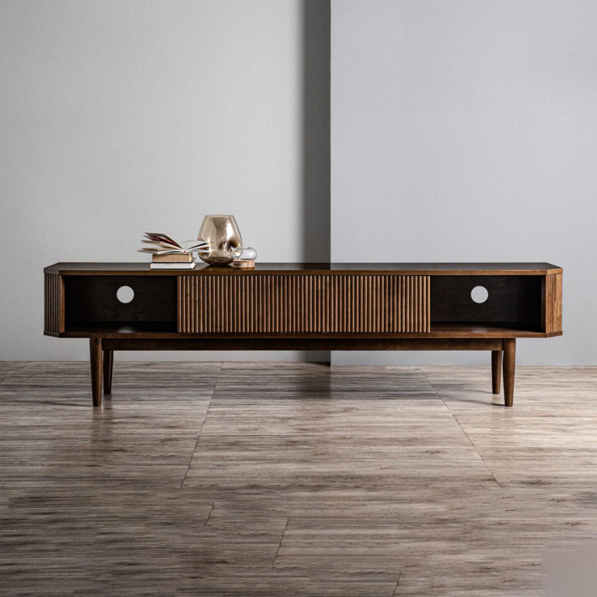 2M LUDLOW TV Cabinet - Image 3